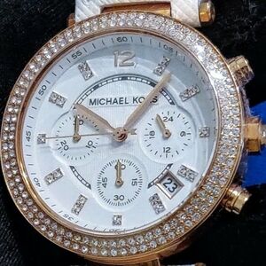Michael Kors Parker Rose Diamond Accented Chrono Women's Watch .